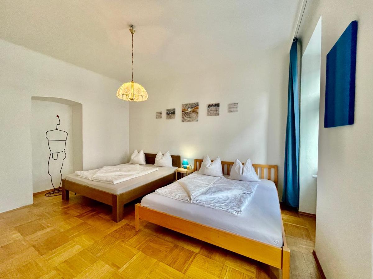 Nice Apartment Close To City Center Виена Екстериор снимка